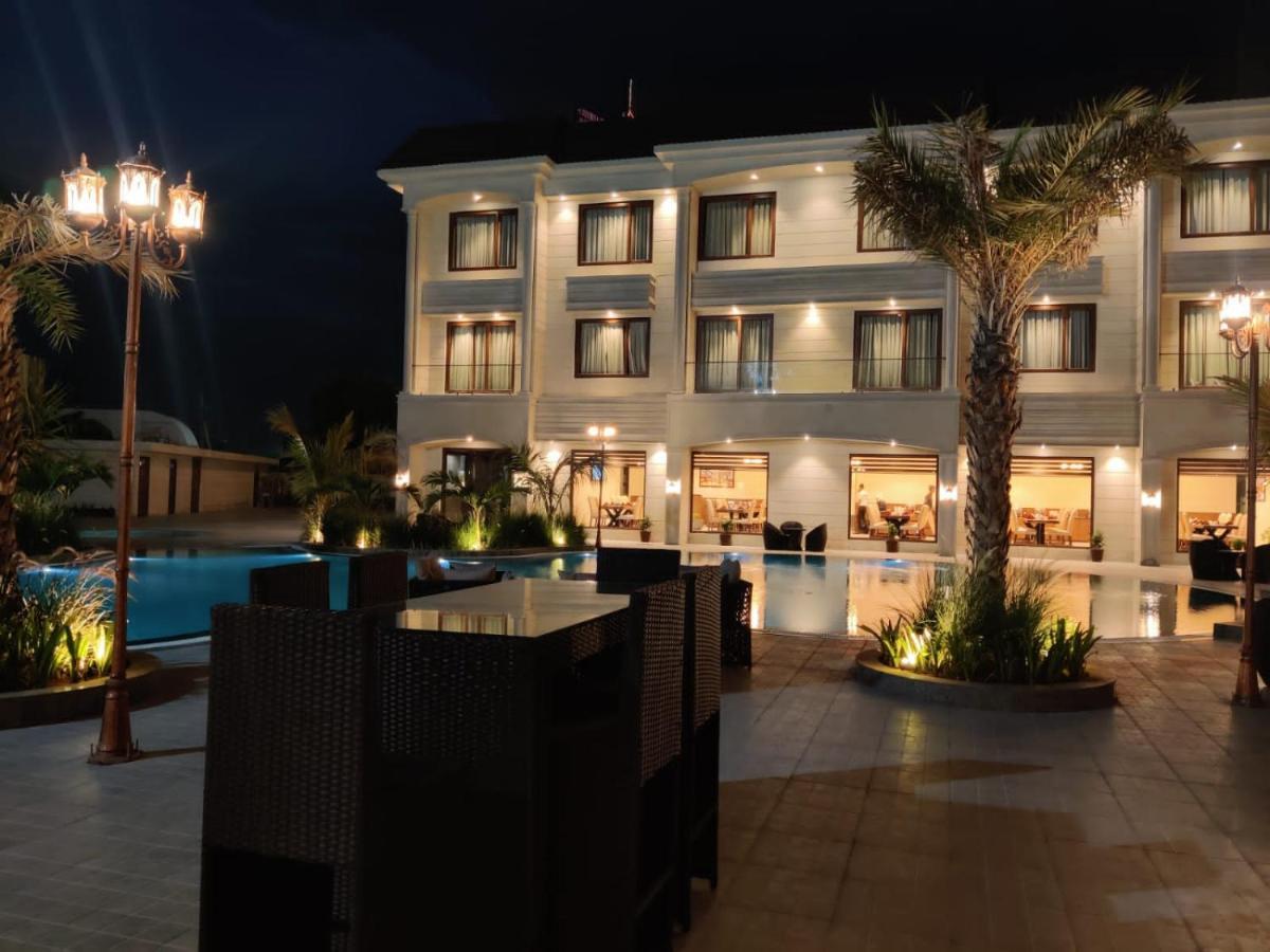 The Imperial Prime Clarks Inn Suites, Bhilwara Exterior photo